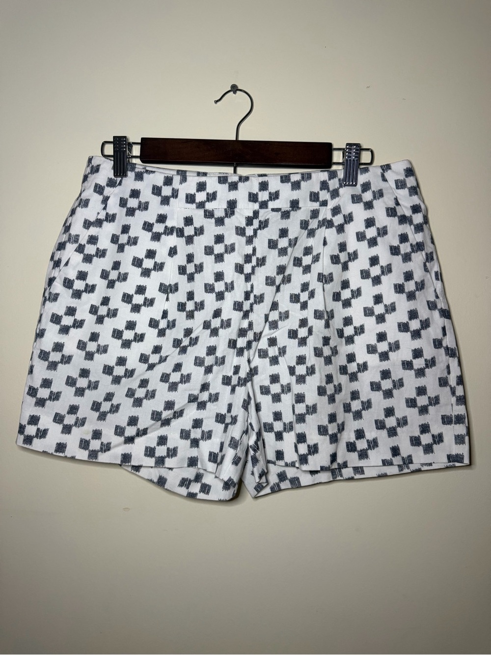 Madewell Geometric Flat Front Shorts